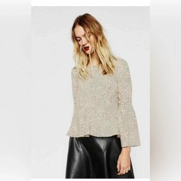 Zara Basic Women's Cream & Black Polka Dot Peplum Flared Sleeve Blouse. Size xs - Picture 1 of 6